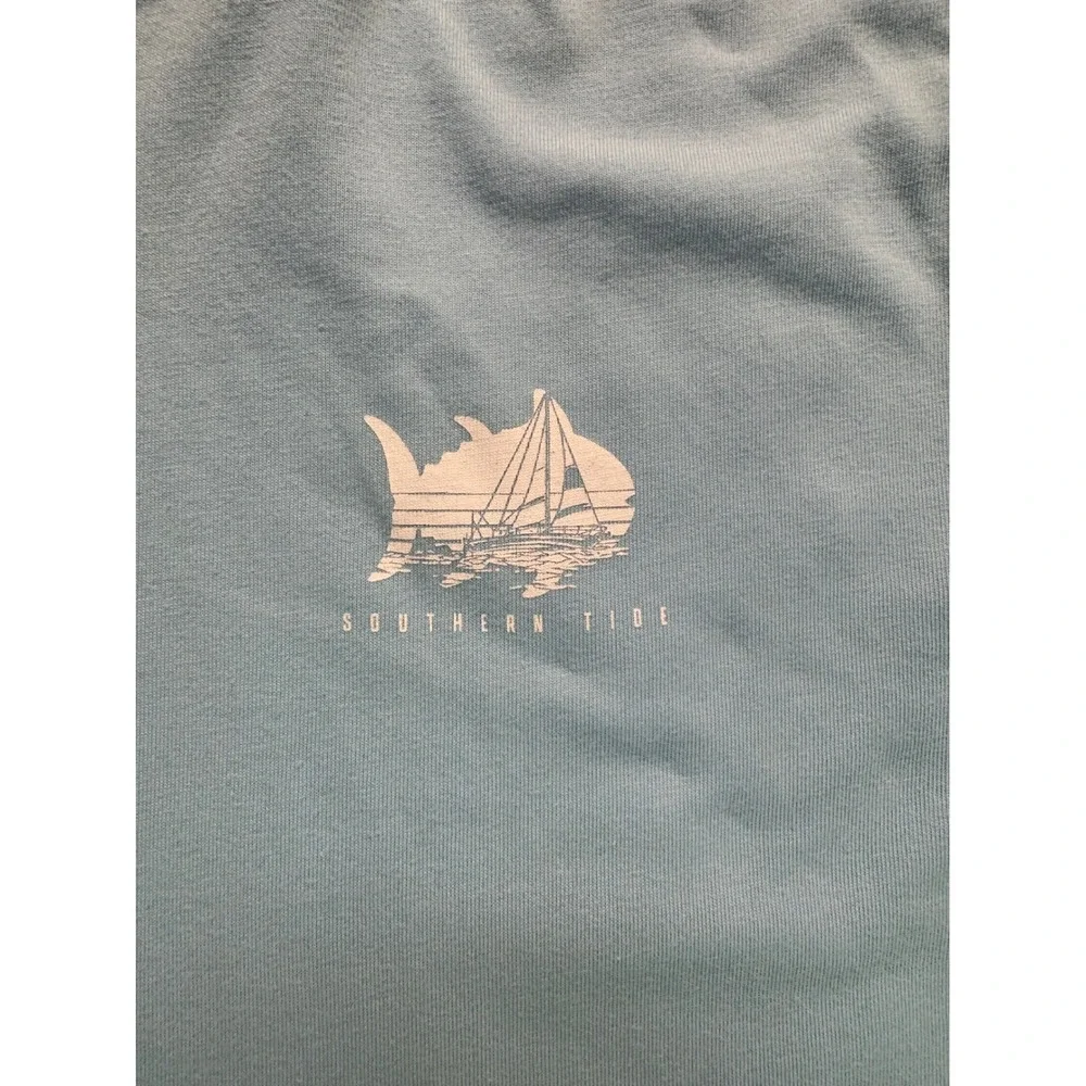 Southern Tide Boys XL 16 Light Blue Sailboat Graphic Long Sleeve Hoodie Tee